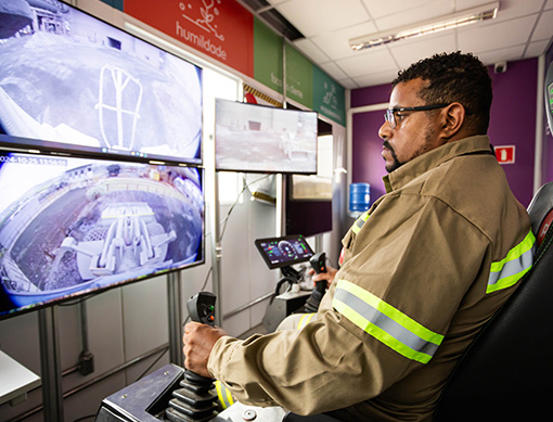 A revolução tecnológica está no DNA da PH. E, para entender melhor como essa transformação impacta diretamente nossos resultados, conversamos com o head de Tecnologia, Vitor Campos Torres.